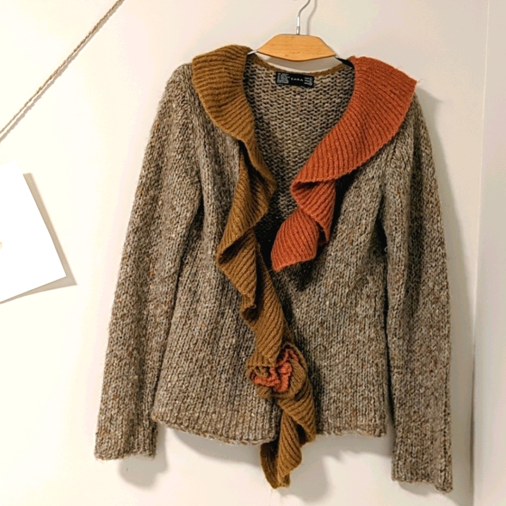 Cardigan sweater